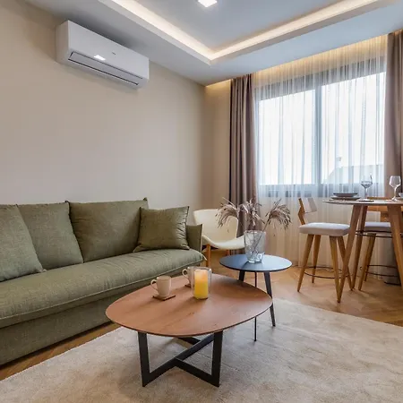 Apartment Pantio Living