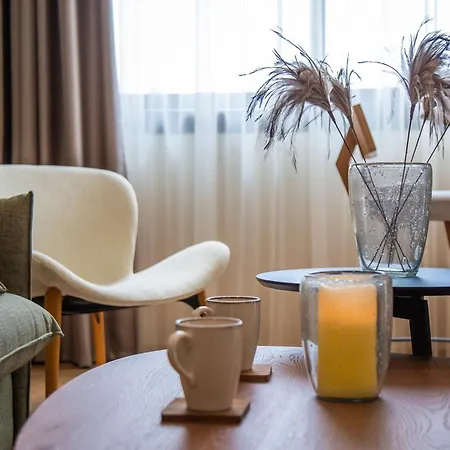 Apartament Pantio Living Meneou