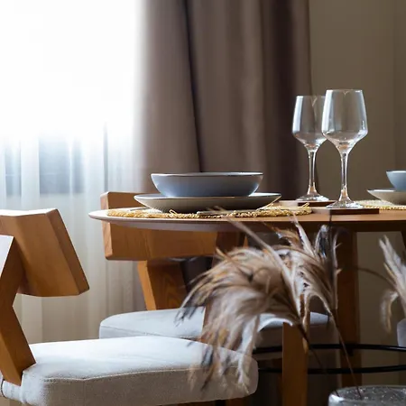 Apartment Pantio Living