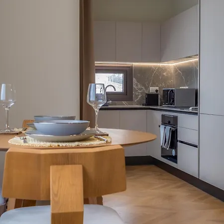 Pantio Living Apartament Meneou