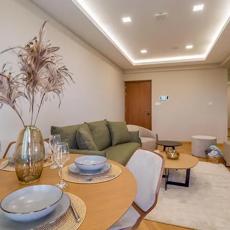 Apartament Pantio Living Meneou